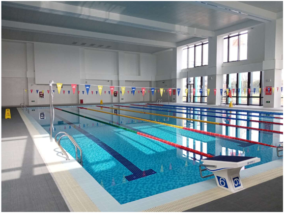 怎样解决室内游泳池情形湿润问题?