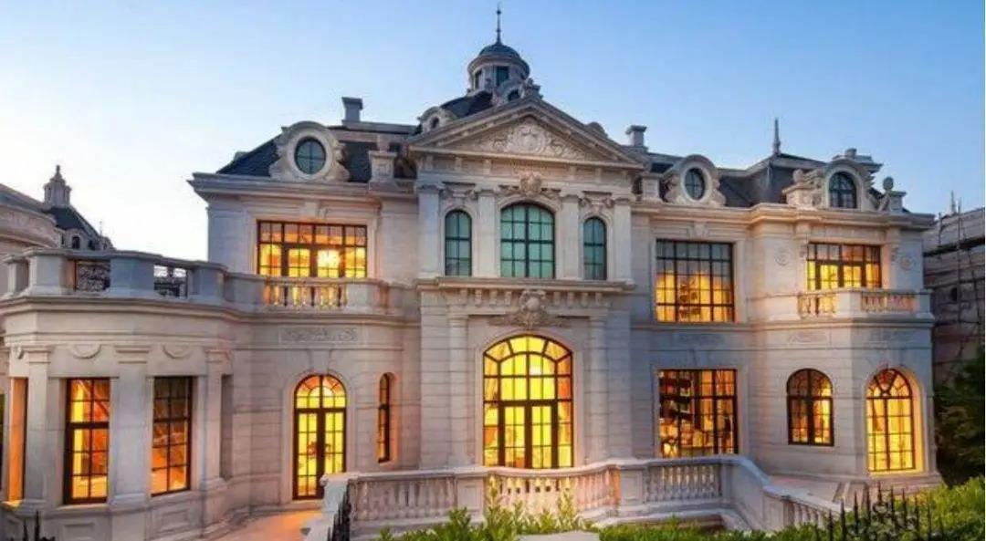 逐梦深蓝清水手艺无氯泳池