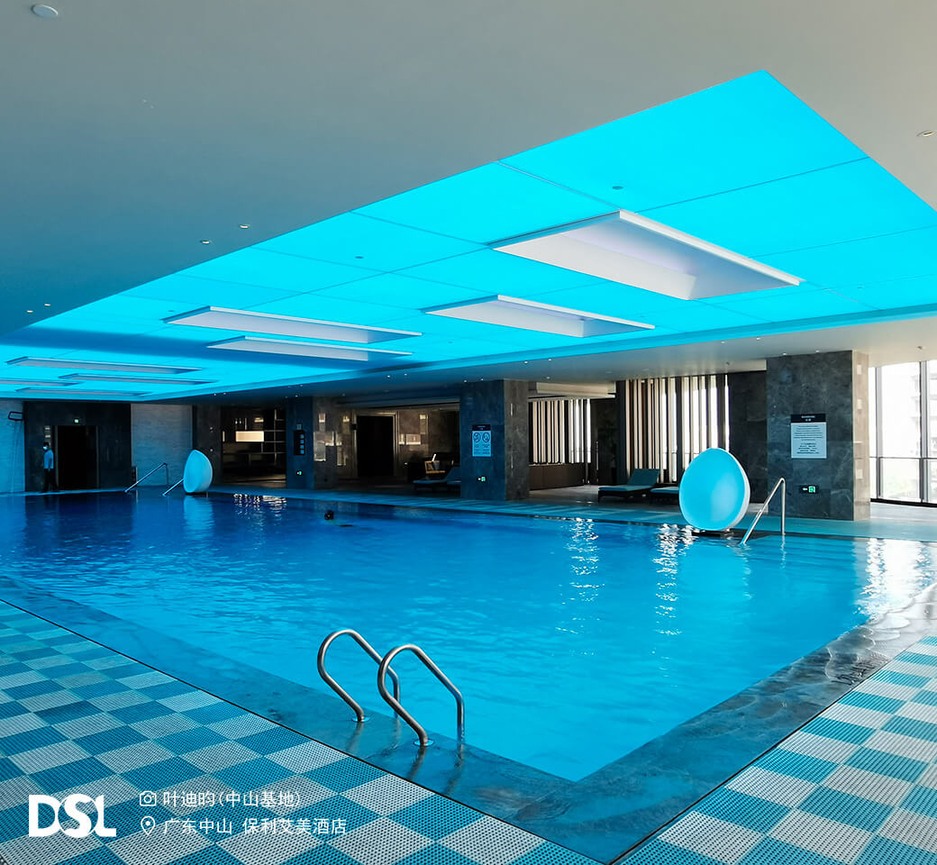 2/2 旅馆室内泳池
