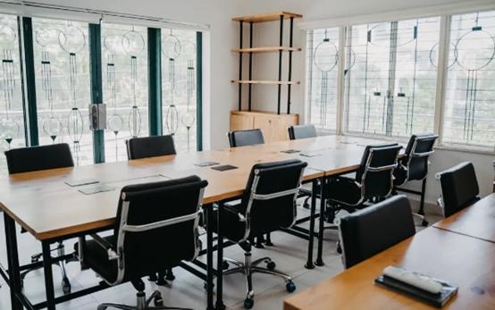 职场职员新福利，，，，办公室装置上新风系统！