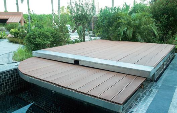 怎样让室外游泳池不受脏污污染呢？？？？？