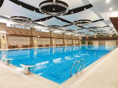 别墅室内恒温游泳池怎样解决湿度问题？？？？？