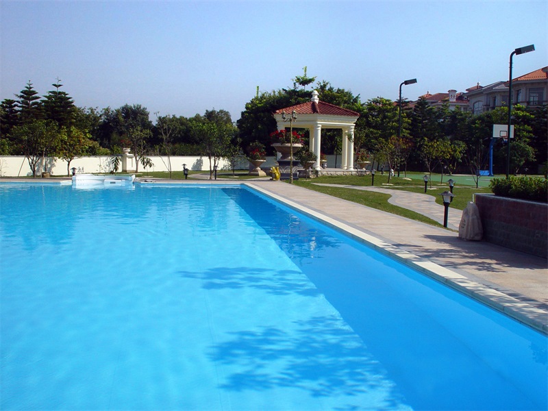 别墅游泳池装备选购指南