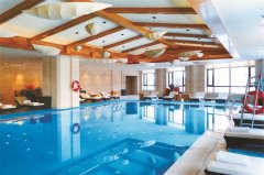 游泳池水质过滤用什么介质好？？？怎样选择准确的泳池过滤介质？？？